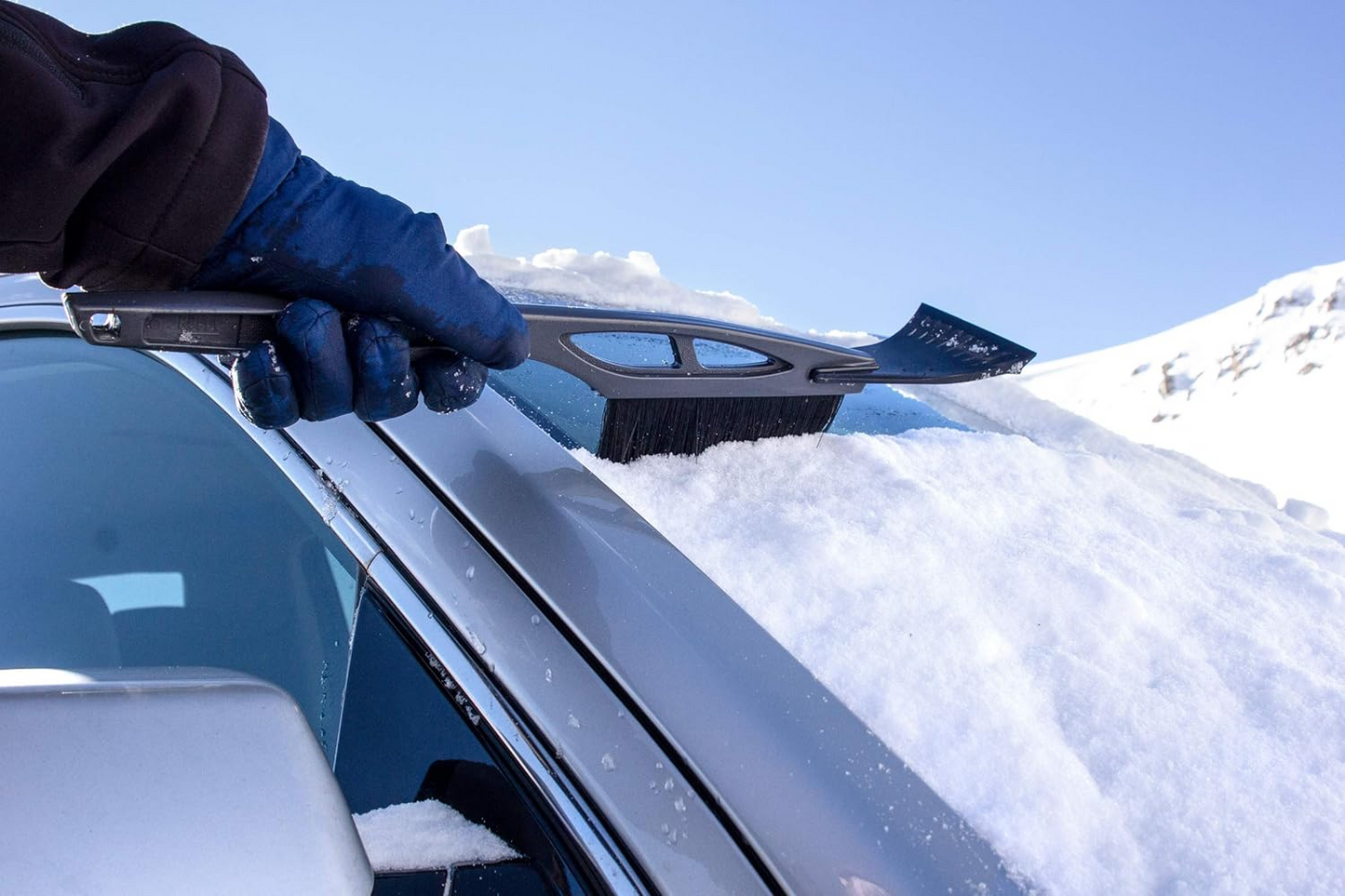 Super Deluxe Snowbrush & Ice Scraper 22" 20/bx