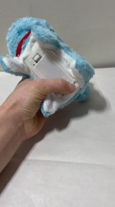 Cute Animated Walking Plush Kitten 🐱 Light-Up Eyes, Moves Tail & Makes Sounds! 12/bx